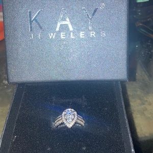 4 th SALE Beautiful tear drop cubic ring